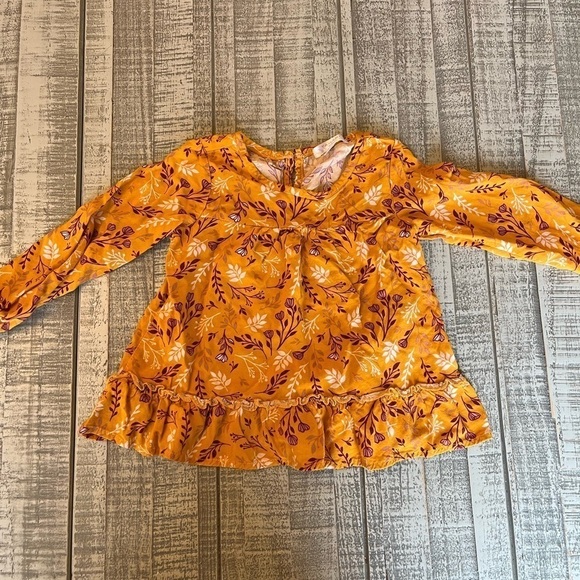 Tahari Girls Flowy Floral long sleeved  Blouse - Picture 1 of 6